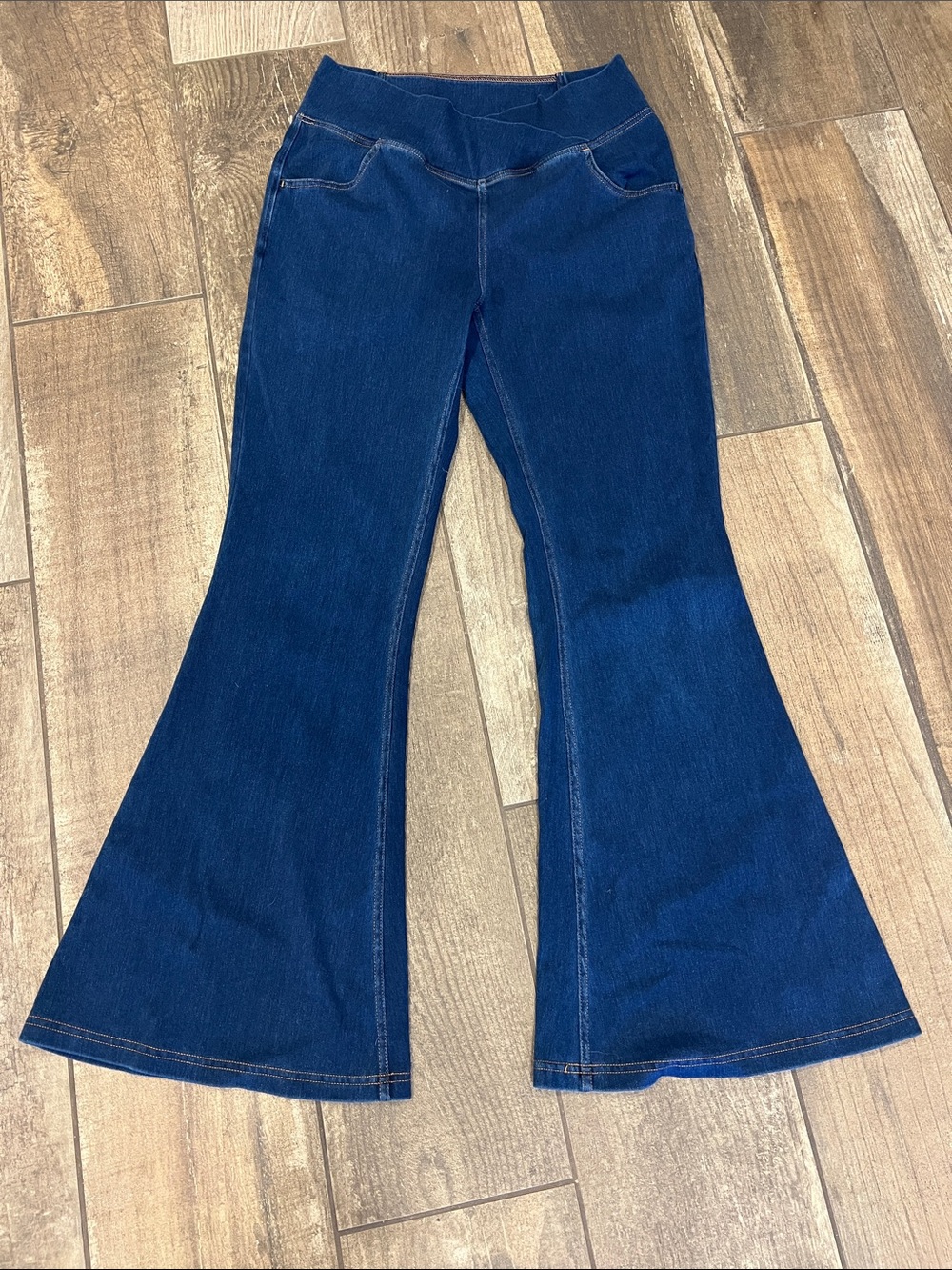 HALARA Dark Blue Flare Jeans with High Waistband